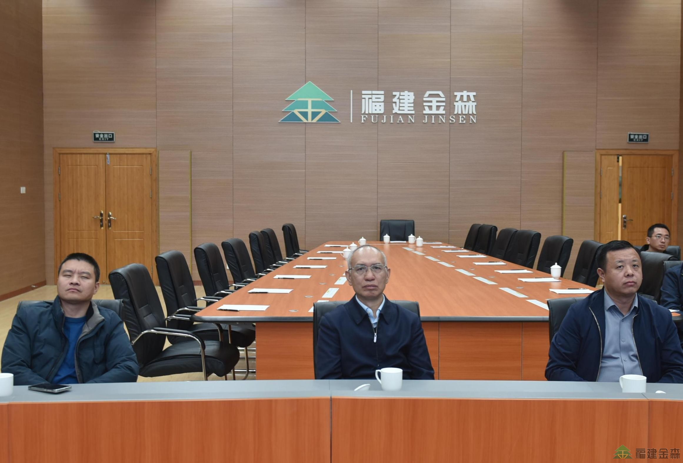 中科院生态环境研究中心团队至福建金森调研